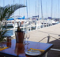 Lake Macquarie Yacht Club - SA Accommodation