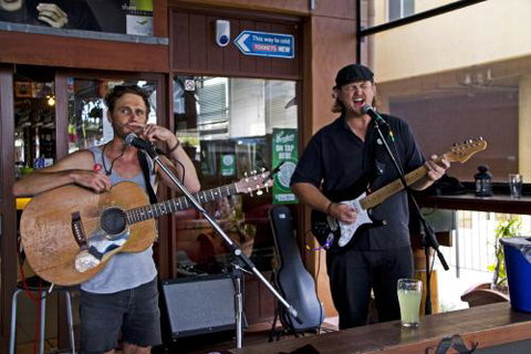 Howler - SA Accommodation 1