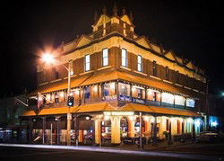 Willoughby Hotel - SA Accommodation 0