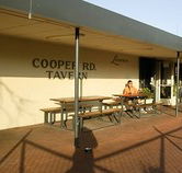Yagoona Tavern - SA Accommodation