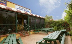 Albion Park Hotel - SA Accommodation 1