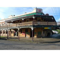 Bank Hotel Dungog - SA Accommodation