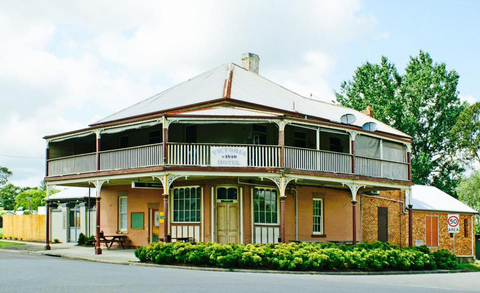 Victoria Hotel - SA Accommodation 0