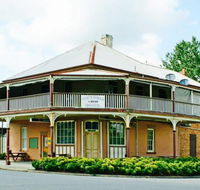 The Victoria Hotel Hinton - SA Accommodation