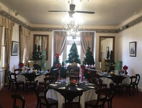 Abbey Of The Roses - Christmas In July - SA Accommodation 1