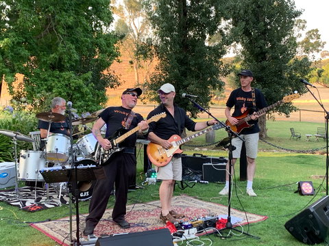 Angas Plains Wines Live In The Vines, With The Band -Wisky Jak - SA Accommodation 2