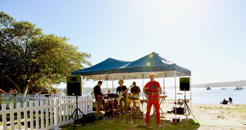 Watsons Bay Spring Market - SA Accommodation 2