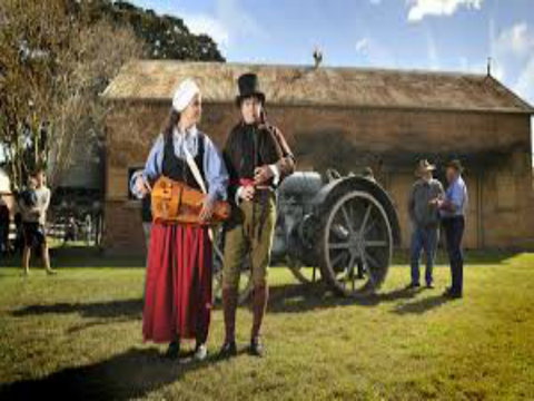 Peek Into The Past - SA Accommodation 2