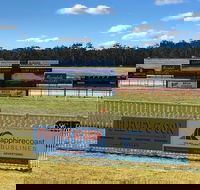 Tathra Cup Hawaiian Themed Fashions on the Field - SA Accommodation