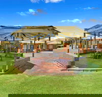 Comfort Inn  Suites King Avenue - SA Accommodation