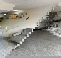 Outrigger Burleigh - SA Accommodation