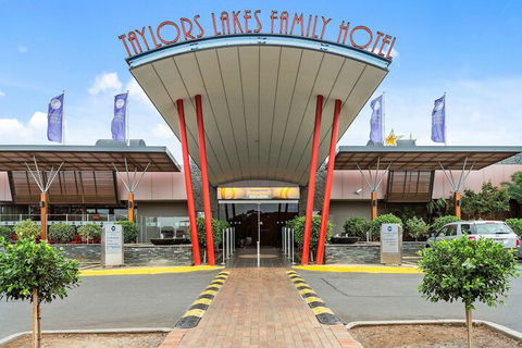Quality Hotel Taylors Lakes - SA Accommodation 3