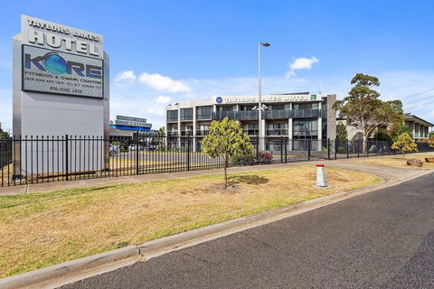 Quality Hotel Taylors Lakes - SA Accommodation 6