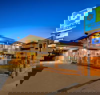 SureStay Hotel by Best Western Blue Diamond Motor Inn - SA Accommodation
