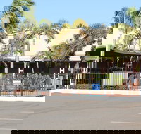 Karratha Central Apartments - SA Accommodation