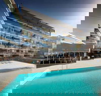 Honeysuckle Executive Apartments - SA Accommodation