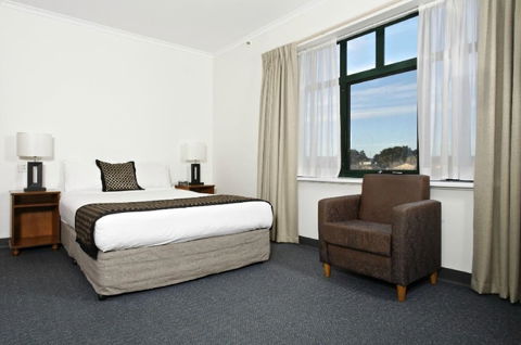 BreakFree Directors Studio - SA Accommodation 2