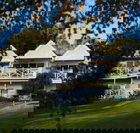 Lake House Daylesford - SA Accommodation