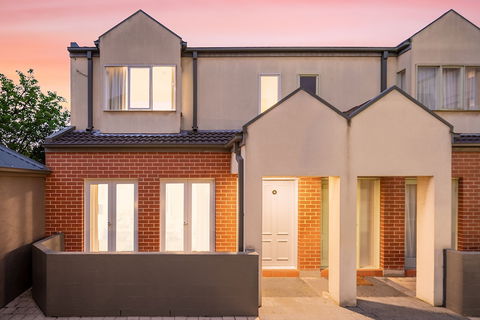 Aligned Corporate Residences Kew - SA Accommodation 2