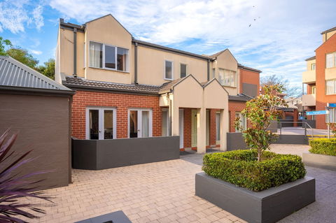 Aligned Corporate Residences Kew - SA Accommodation 0