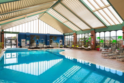 All Seasons Resort - SA Accommodation 2