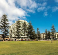 Oaks Glenelg Liberty Suites - SA Accommodation