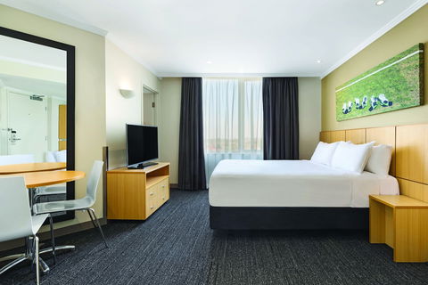 Travelodge Hotel Bankstown Sydney - SA Accommodation 5