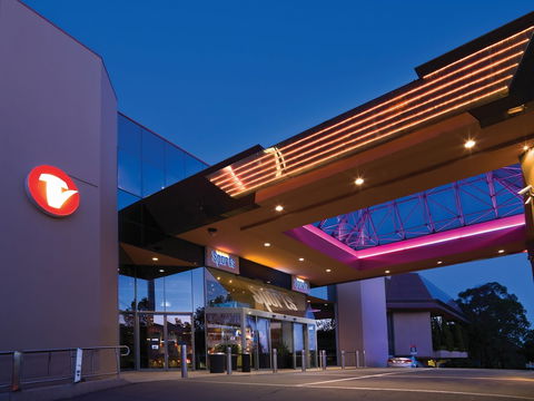 Travelodge Hotel Bankstown Sydney - SA Accommodation 0