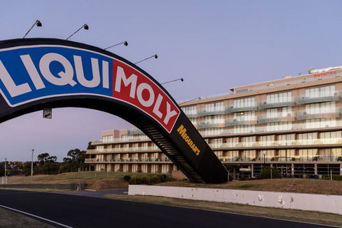 Rydges Mount Panorama Bathurst - SA Accommodation 7