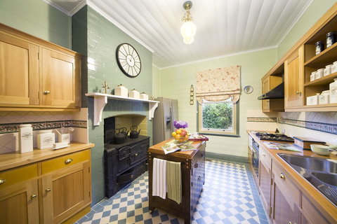 Varenna - SA Accommodation 5