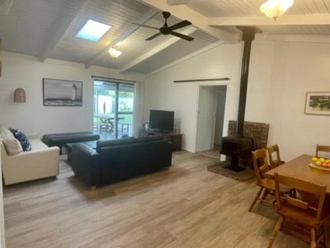 Abbey Beach Shack - SA Accommodation 3