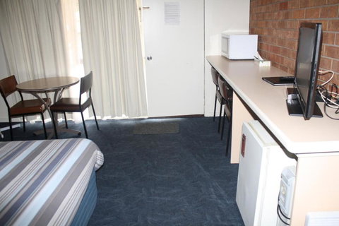 Omeo Motel - SA Accommodation 6