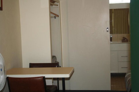 Omeo Motel - SA Accommodation 5