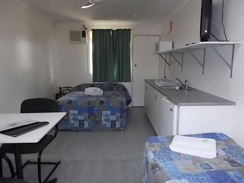 Oakridge Motel Tourist Park - SA Accommodation 4