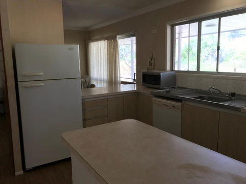 Oakridge Motel Tourist Park - SA Accommodation 3