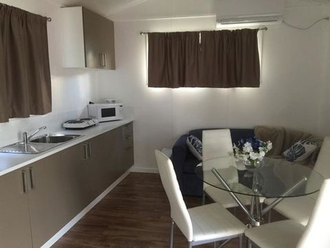 Oakridge Motel Tourist Park - SA Accommodation 6