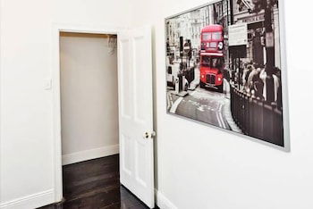 REdTRO House South Yarra - SA Accommodation 3