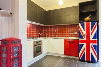 REdTRO House South Yarra - SA Accommodation 5