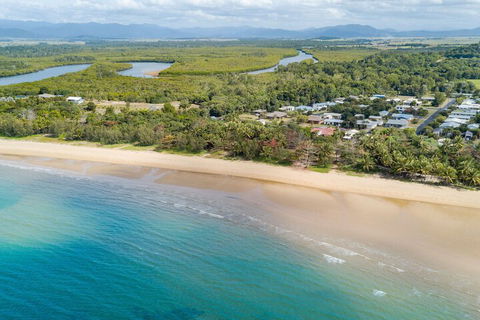 Kurrimine Beach Huts - SA Accommodation 1