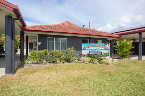 Kurrimine Beach Huts - SA Accommodation 2