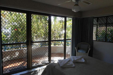 Placid Waters Holiday Apartments - SA Accommodation 7