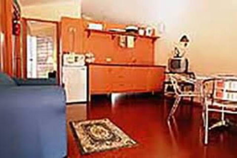 Anbinik Kakadu Resort (formerly Lakeview Park) - SA Accommodation 3