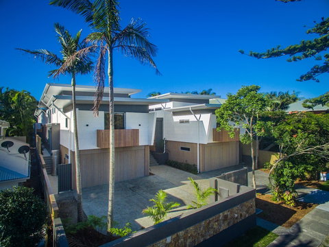 A PERFECT STAY - KoKo's Beach Houses 1 And 2 - SA Accommodation 3