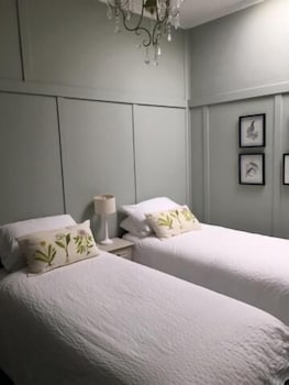 The Bundanoon Guest House - SA Accommodation 5