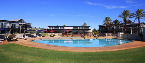 Mantarays Ningaloo Beach Resort - SA Accommodation 6