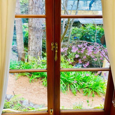 Aldgate Creek Cottage Bed & Breakfast - SA Accommodation 6