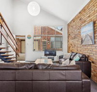 The Pines 5 - SA Accommodation