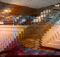 Golden Grain Motor Inn - SA Accommodation