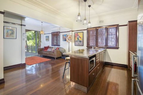 Anville Court - SA Accommodation 0