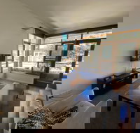 Triggerplant 1 - SA Accommodation